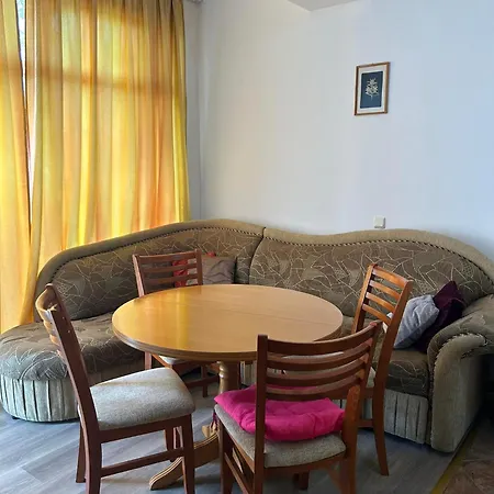 Kameliya Garden شقة