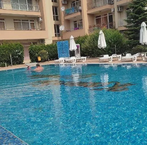 Kameliya Garden * ساني بيتش